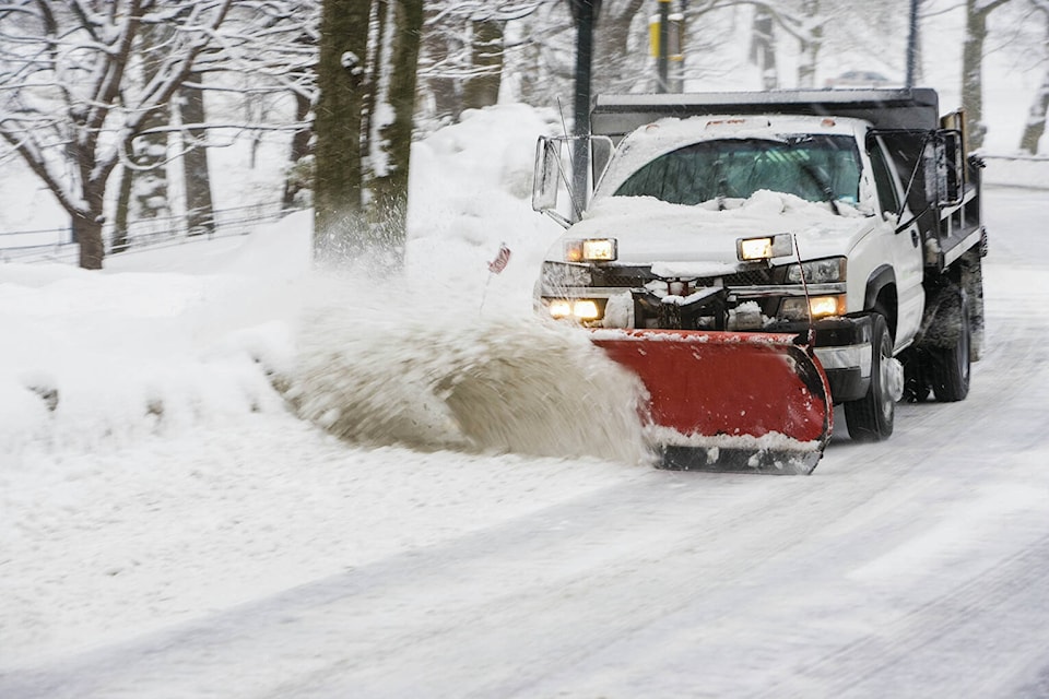 31036472_web1_221123-PON-Town-Snow-removal_1