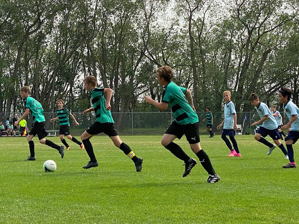 33032681_web1_230621-PON-Soccer-Tournament_1