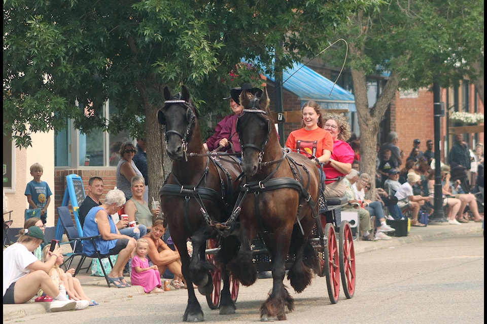 Competitors must keep up a good pace as they attempt to catch three small rings on their wooden ‘guns’, however, galloping isn’t allowed. (Photos by Emily Jaycox/Ponoka News)