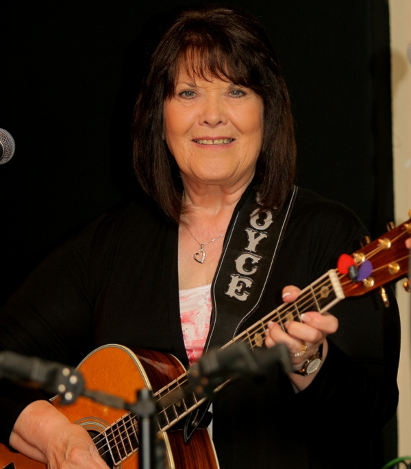 joyce-smith-rodeo-wind-at-new-west-028-may-11-2016