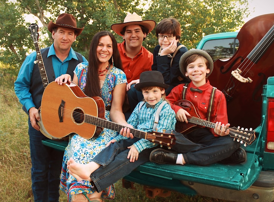 eliasfamilyband_1