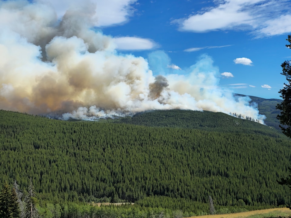 placer-fire2-from-10km-fsr