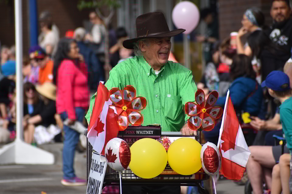 ron-paull-parade