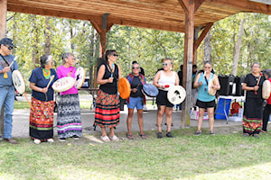 Nazko First Nation hosts healing fire to help Quesnel residents find connections