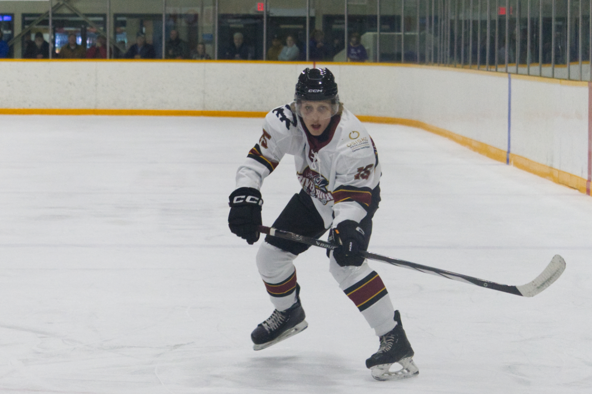 Mathias Reha stands at the ready.