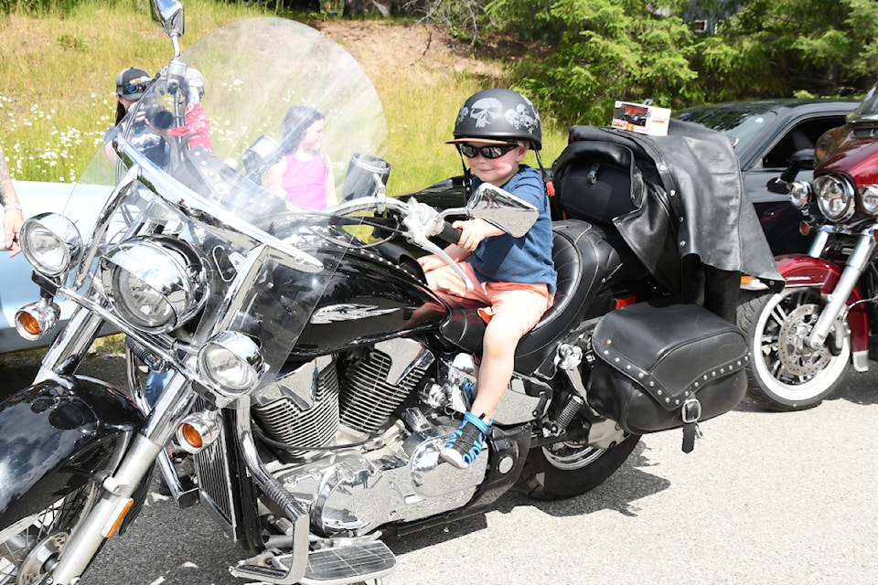 kellan-motorcycle-kp-photo