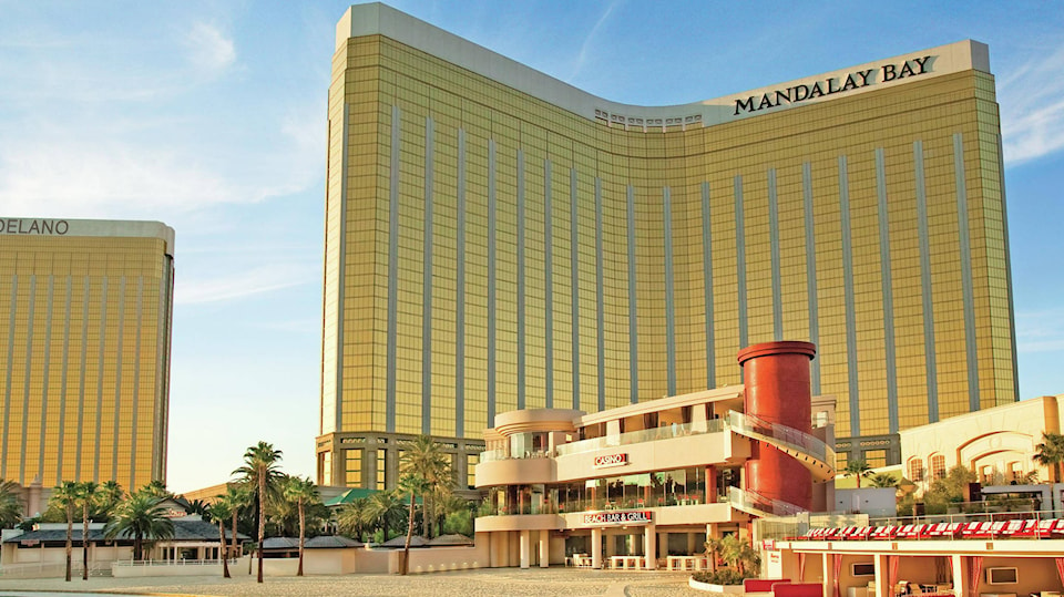 8758748_web1_VNE-mandalaybay1