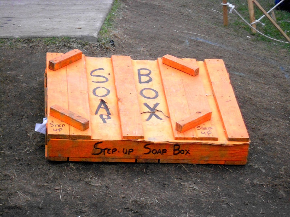 10190528_web1_Soap-box