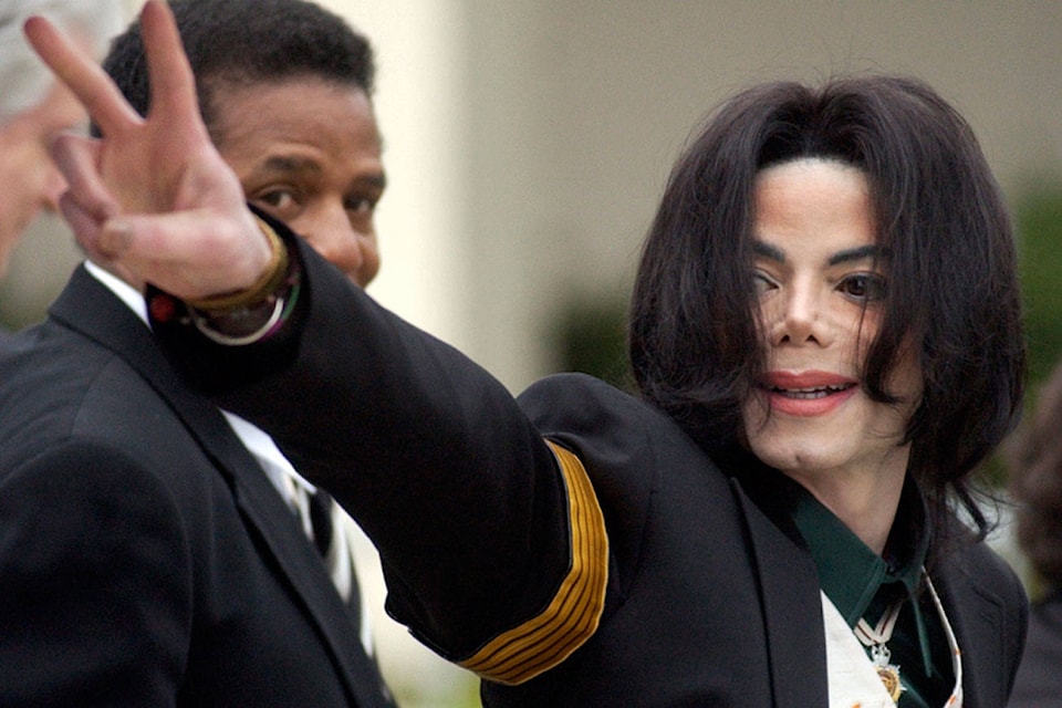 15815212_web1_TSR-Michael-Jackson-edh-190228