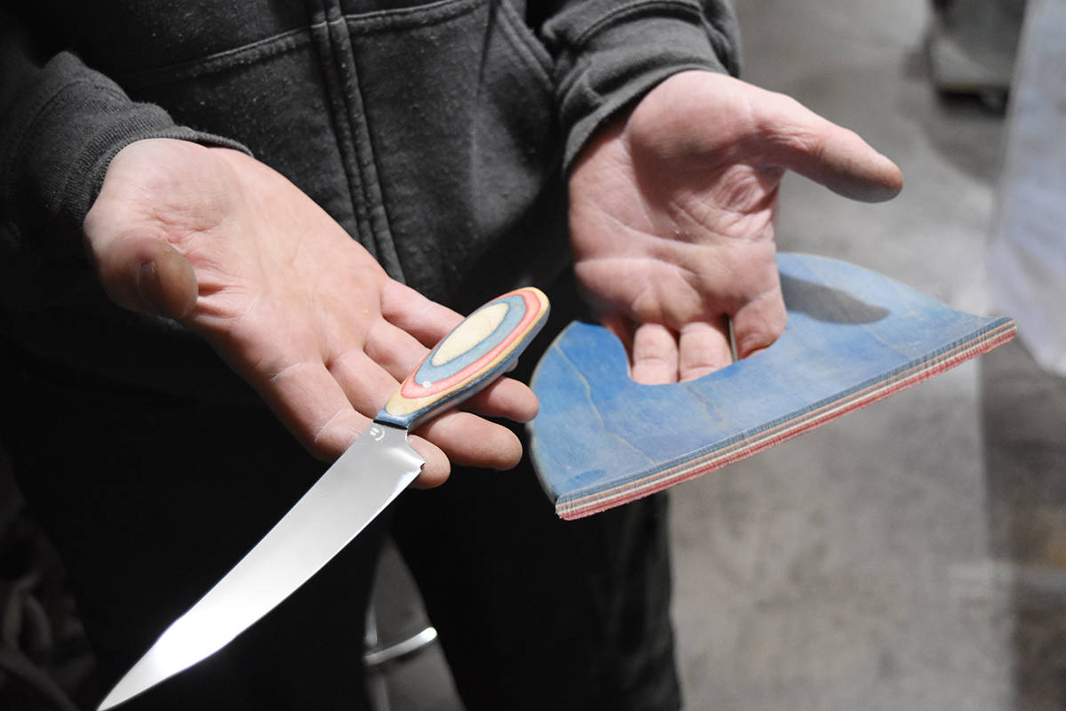 17260754_web1_190619-QCO-knifemaker-3