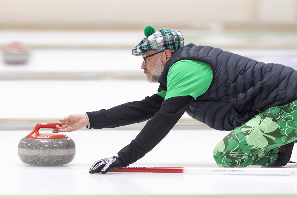 20959698_web1_200318-QCO-StPaddysBonspiel-curling_1