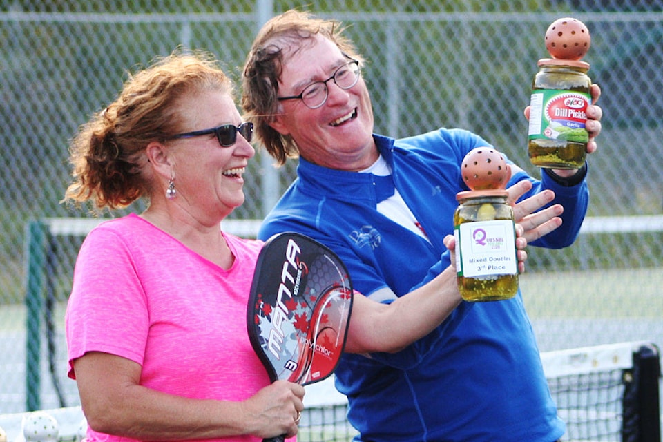 23026777_web1_200921-QCO-PickleballTournament-players_2