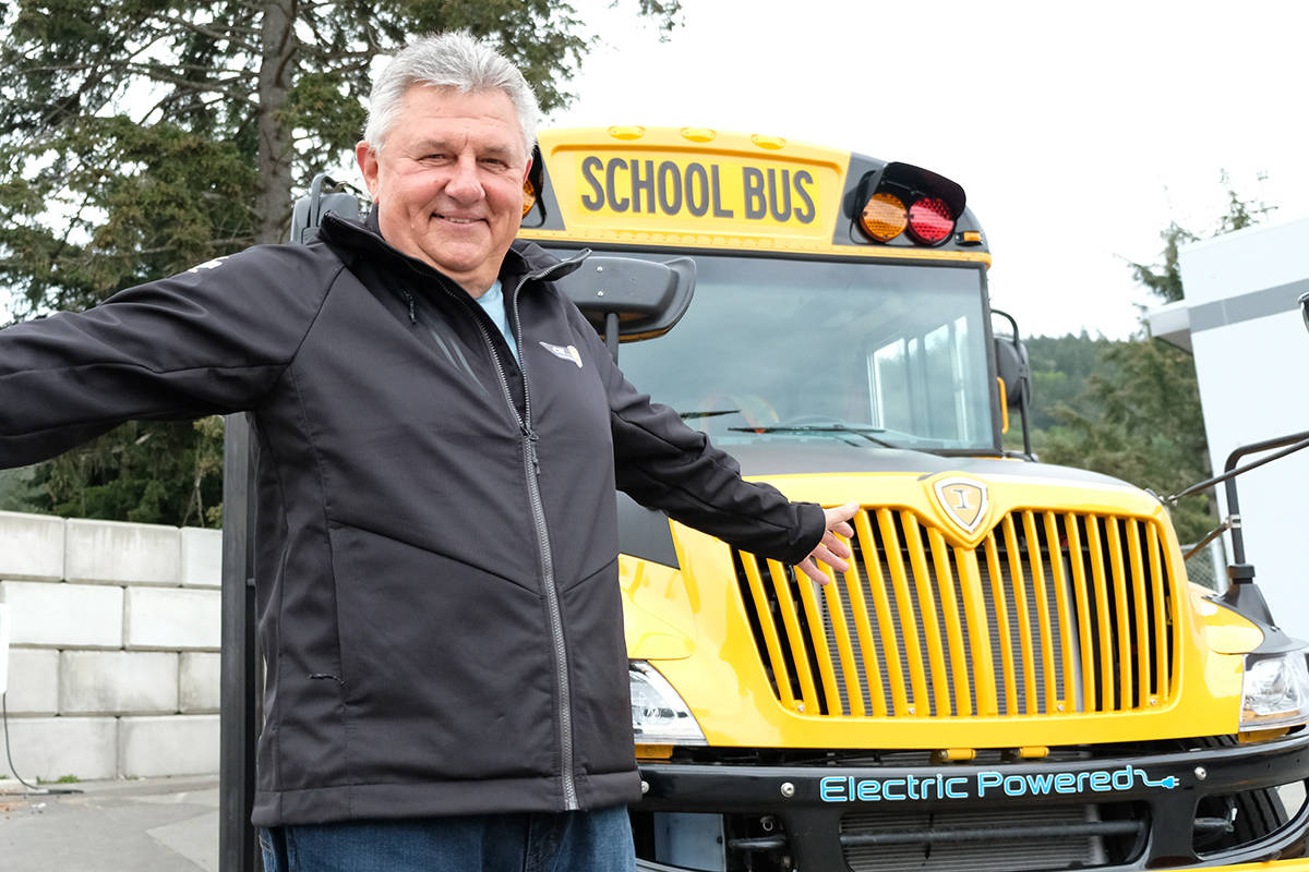 25088310_web1_copy_210506-GNG-sd62-electric-schoolbus-_1