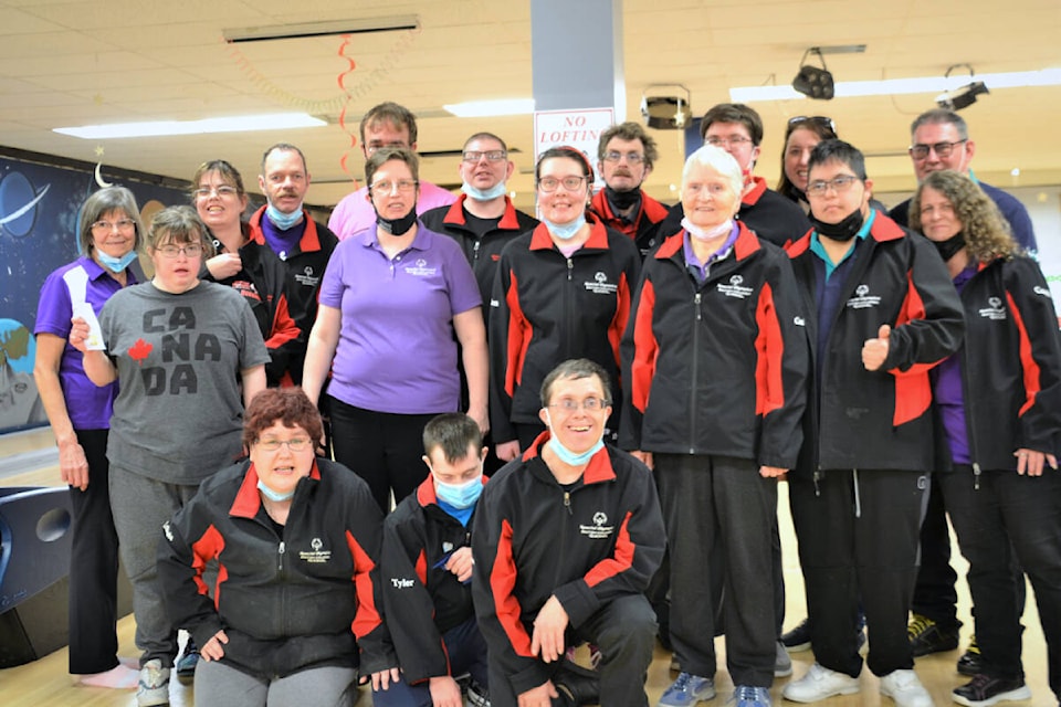 28499011_web1_220317-QCO-SpecialOBowling-Bowlers_2