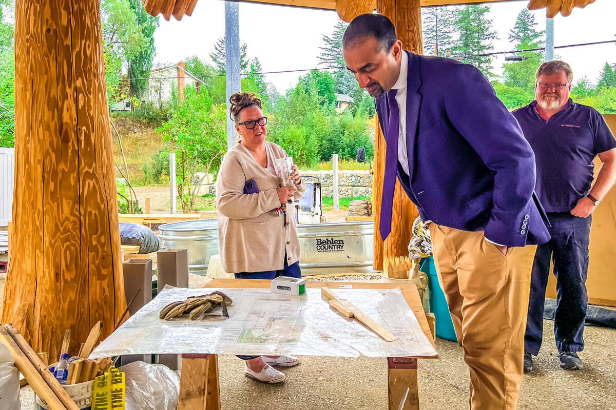 Gov minister takes a step on Quesnel stones Quesnel Cariboo Observer