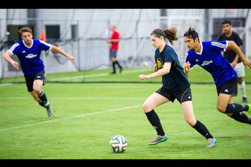 34000446_web1_230927-QCO-adult-rec-soccer-winter-startup_2
