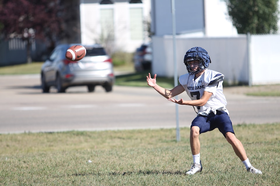 notre-dame-cougars-football-practice-1