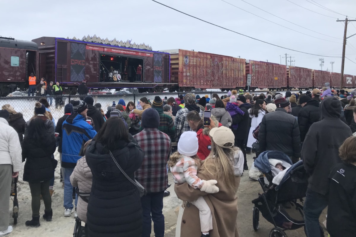 CPKC Holiday Train rumbles through central Alberta Red Deer Advocate