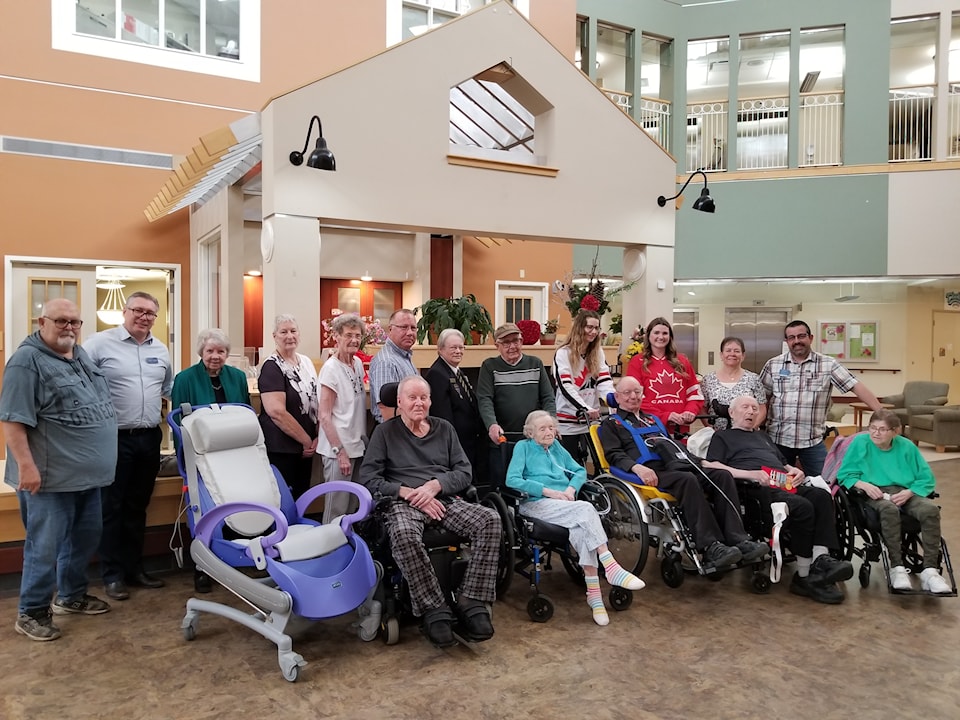 240515-legion-donation-to-extendicare