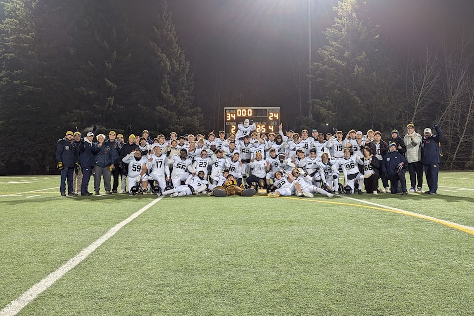 Notre Dame Cougars win high school football zone title Red Deer Advocate
