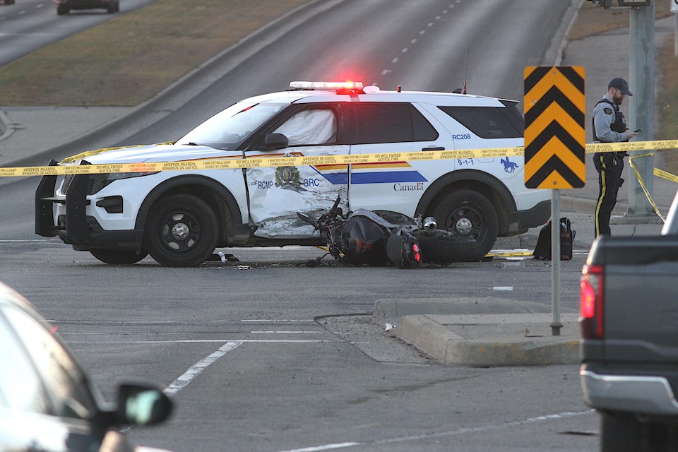 241112-motorcycle-collision-4