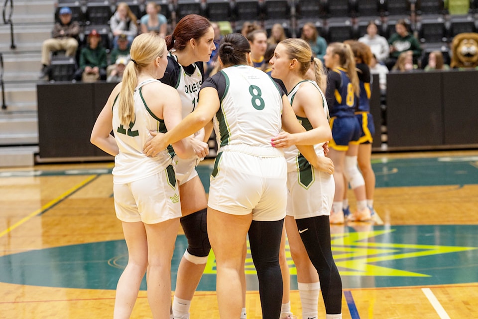 241120-rda-rdp-queens-bball