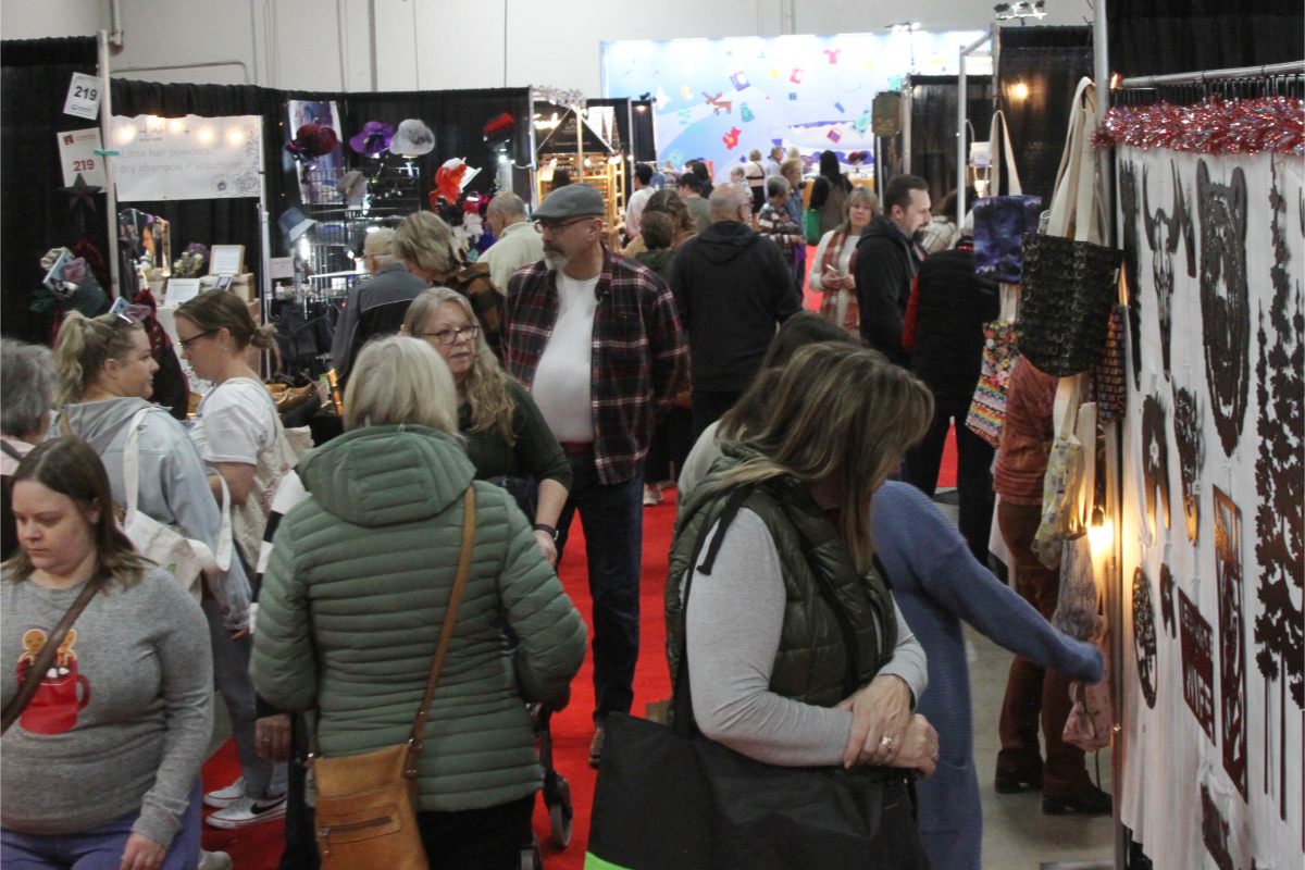 Thousands attend artisan market in Red Deer Red Deer Advocate