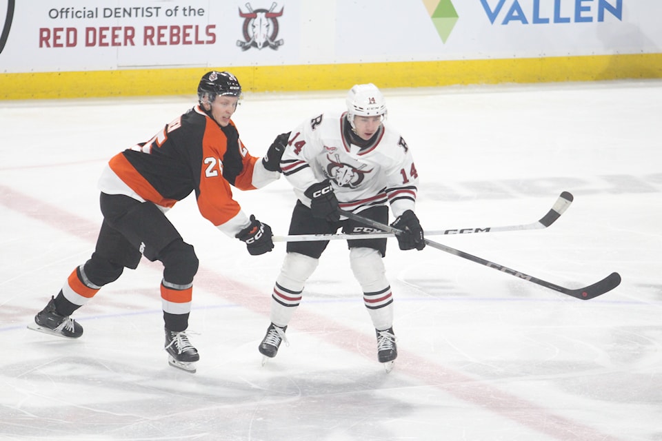 rebels-tigers-game-1