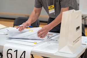 Central Alberta advance polls for 2025 Federal Election open today