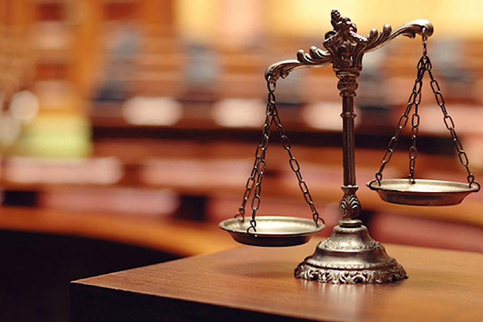 court-scales