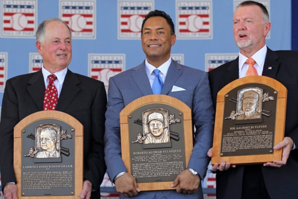 Pat Gillick, Roberto Alomar, Bert Blyleven