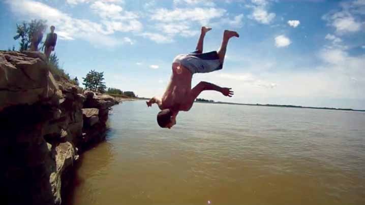 A01-Local-Dickson-Dam-Cliff-Jump