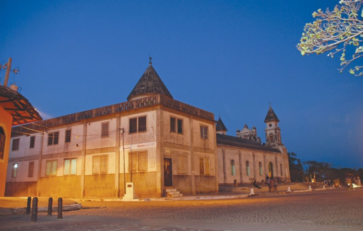 B01-La-Iglesia-de-Guadalupe