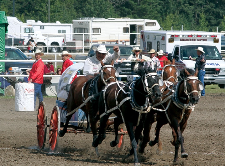 B01-chuckwagon-finals