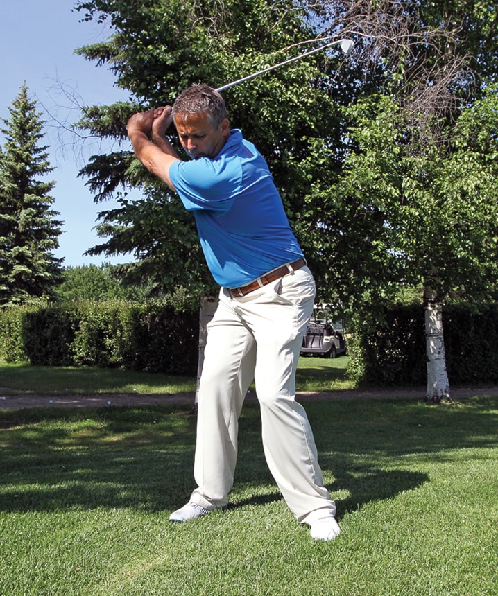 B07-Golf-lateral-motion-in-back-swing-062813jeff