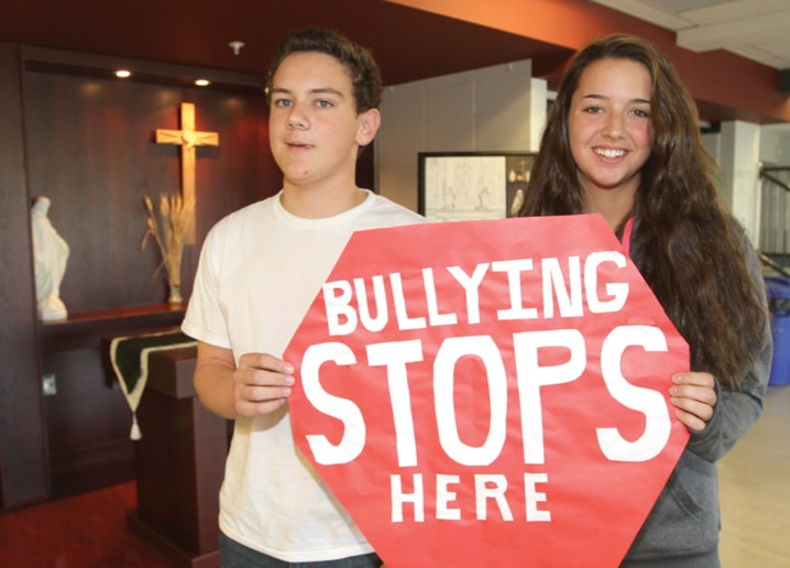 Bullying-StThomas-students-102212laura