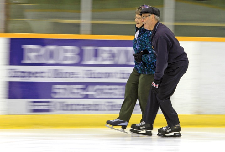 C01-Seniors-Skate