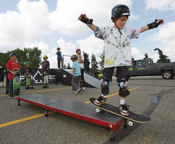 C01-skate-board