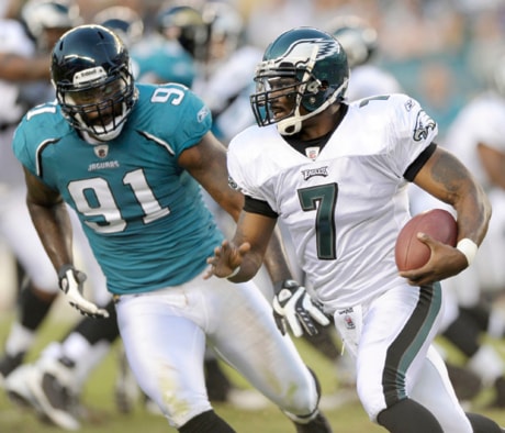 Michael Vick, Derrick Harvey