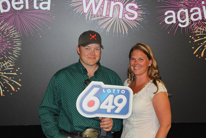 WEB-Brad-and-Amanda-Kelly-Lottery-Winner