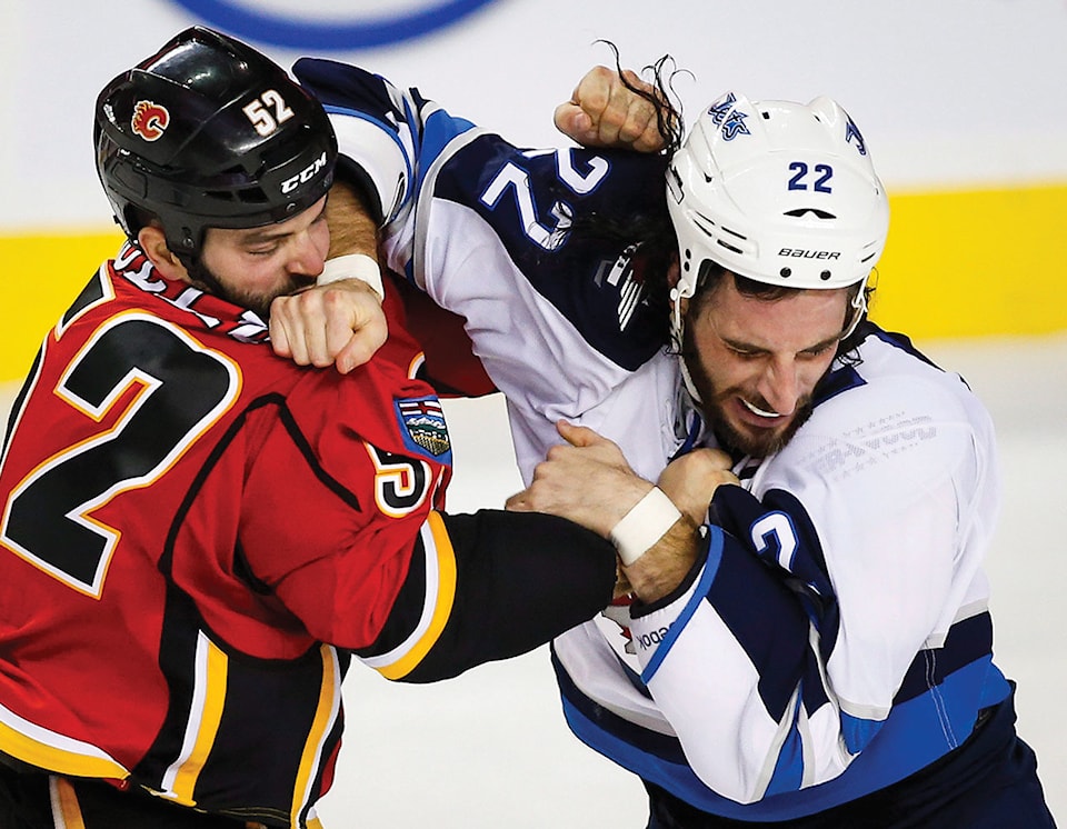 web1_161003-RDA-Sports-Jets-beat-Flames-for-web