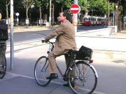 web1_cycling-commuter
