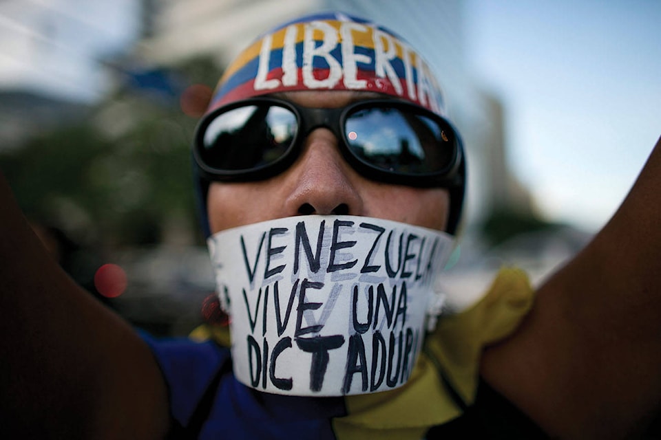 web1_170401-RDA-World-Venezuela-Political-Crisis-WEB