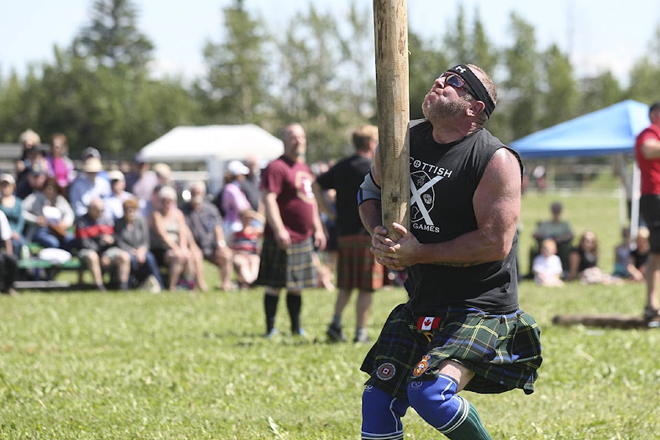 web1_170617-RDA-Highland-games-3-