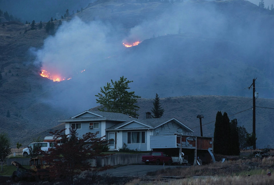 7722885_web1_170715-RDA-Canada-Wildfire-Looters-PIC