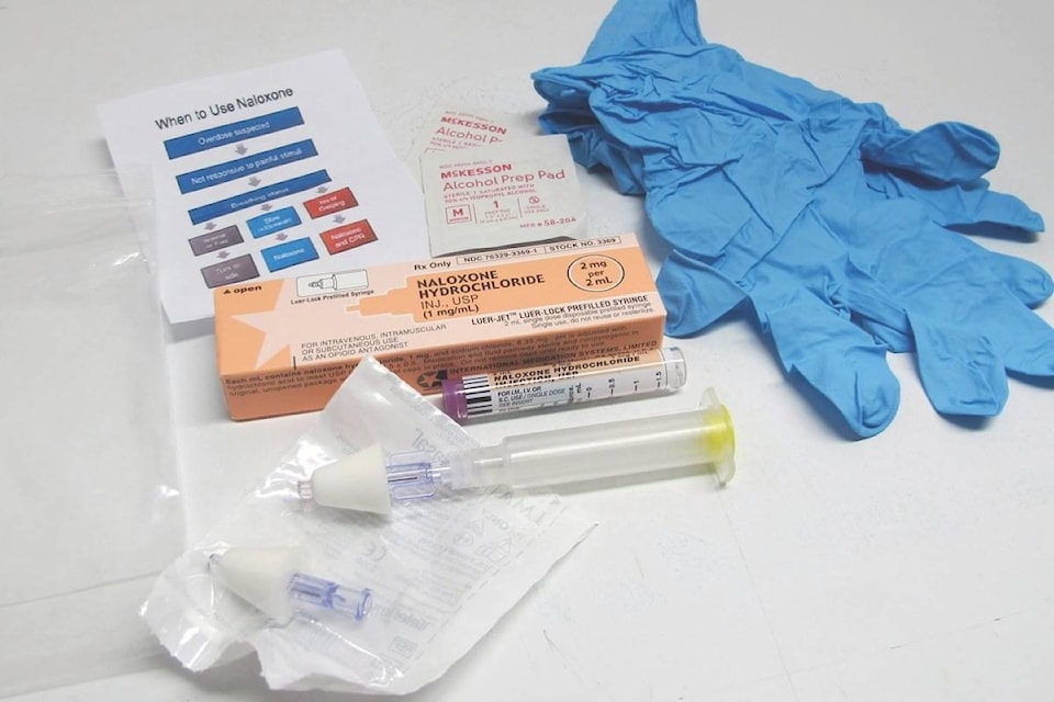 7854651_web1_170707-RDA-M-170708-RDA-ENT-naloxone-kits