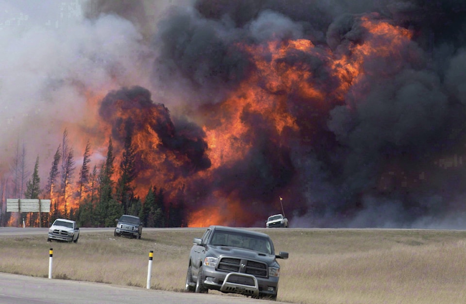 web1_170706-RDA-Canada-Fort-McMurray-Wildfire-PIC