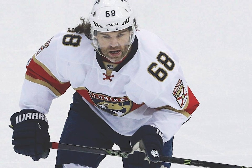 8764584_web1_171002-RDA-M-171003-RDA-Sports-Jagr