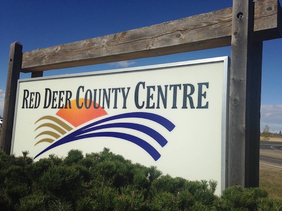 9882373_web1_Red-Deer-County-sign-1