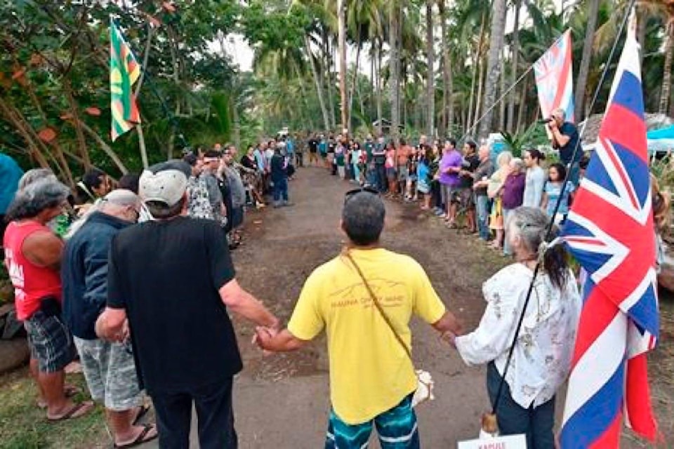 10651789_web1_180216-RDA-Activists-delay-rebirth-of-Hawaii-hotel-with-Elvis-ties_1